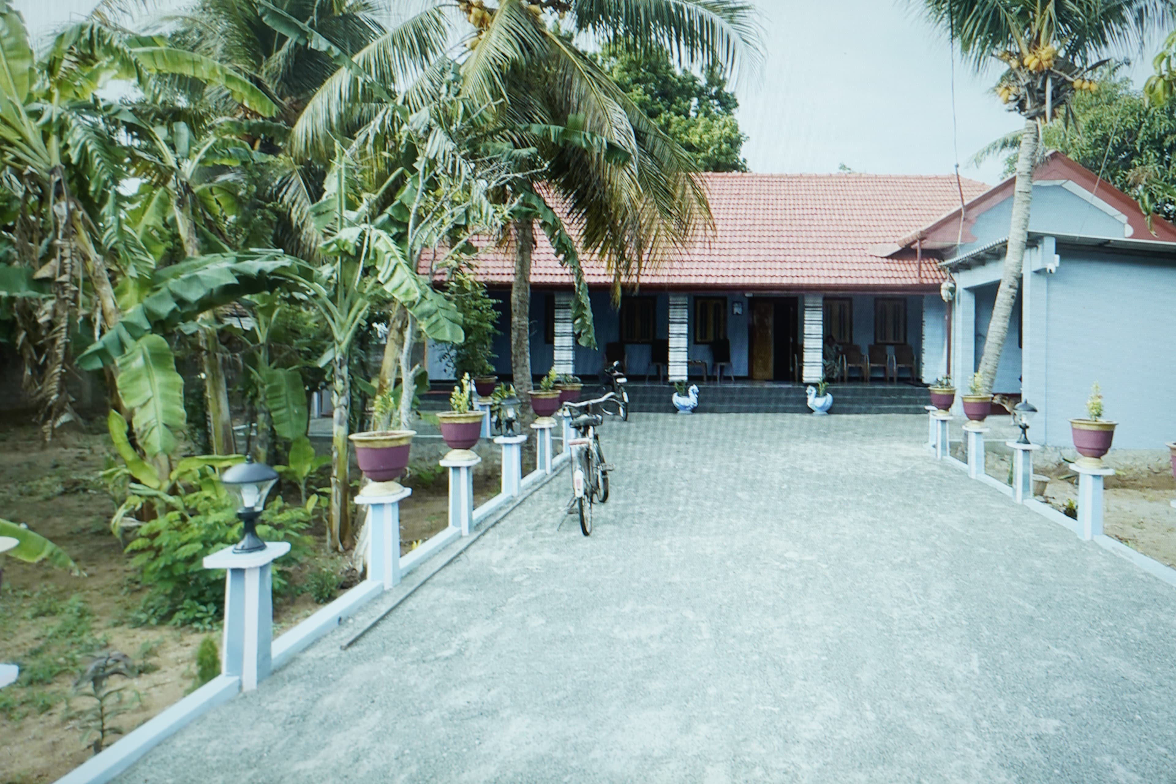 Loga Guest House Entrance